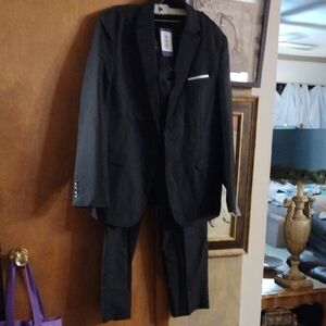 Elegant Black Men's Suit Brand New